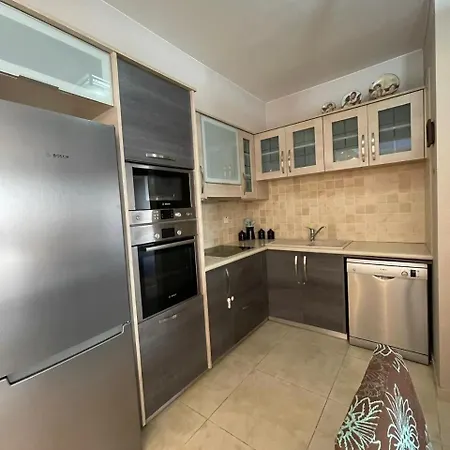 Danaos 2 Bedroom With Outdoor Pool Daire Pafos